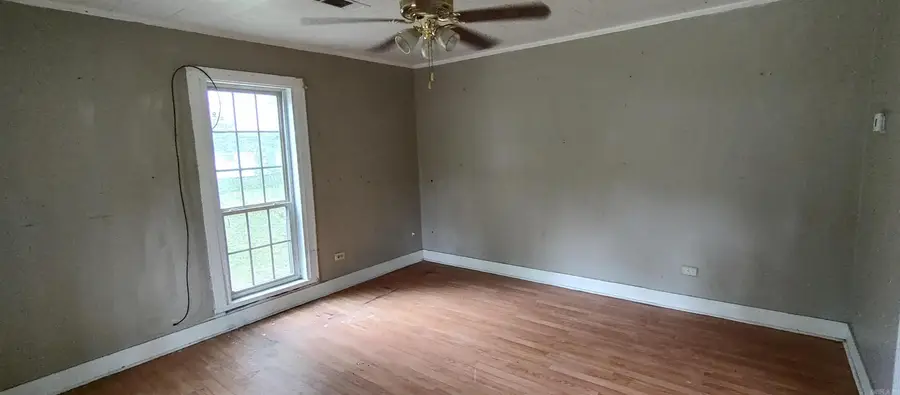1069 Elm St., Camden, AR 71701 - Image #2