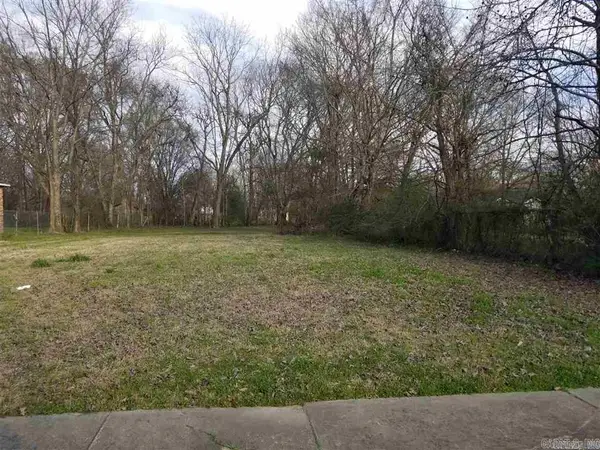 Louise Street, Jacksonville, AR 72076