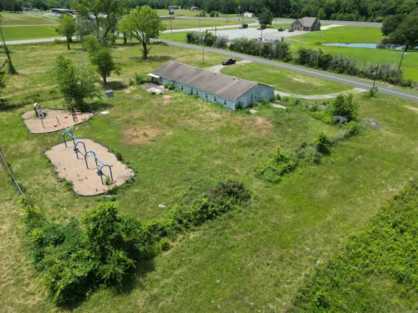 000 Apache Drive, Pottsville, AR 72858