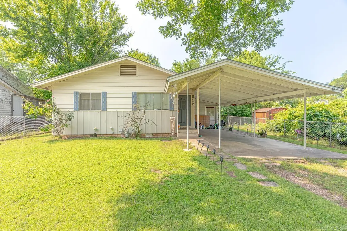 612 E E Street, Russellville, AR 72801 - Image #1