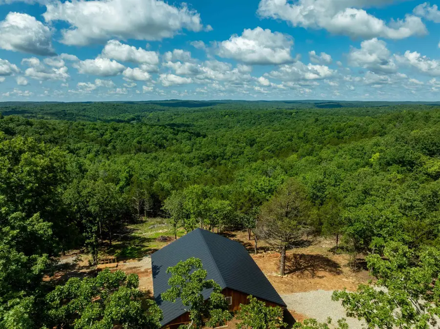 447 Griffin Rd, Hardy, AR 72542 - Image #2