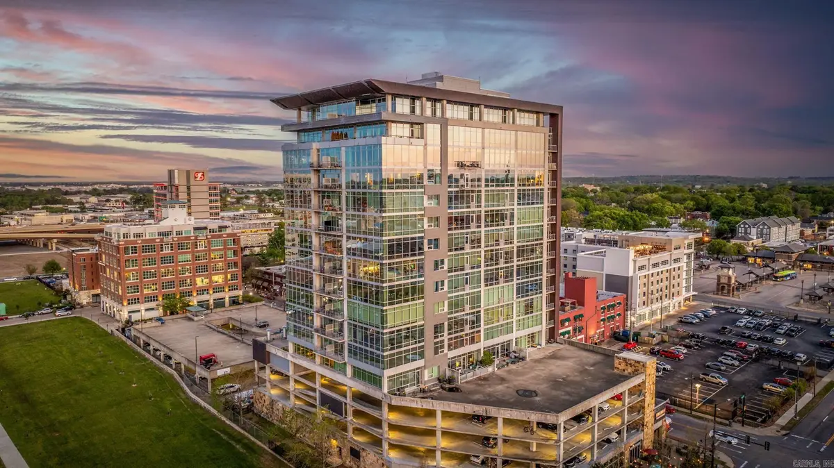 300 E Third #1701, Little Rock, AR 72201 - #1