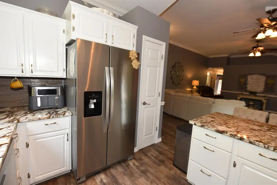 114 Fair Oaks Dr, Fairfield Bay, AR 72088 - Image #3