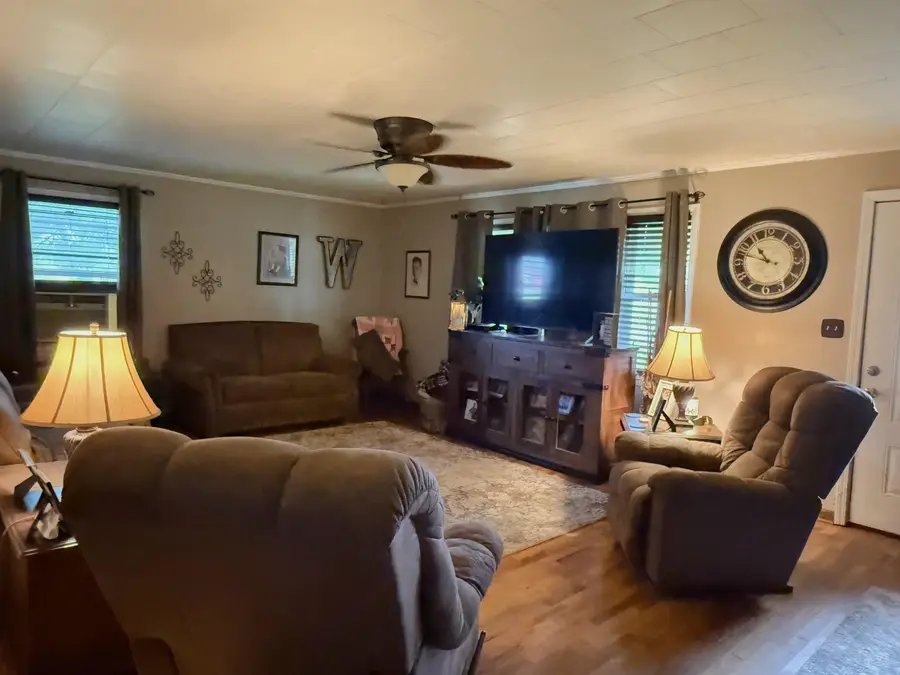 106 N Kentucky, Imboden, AR 72434 - Image #3