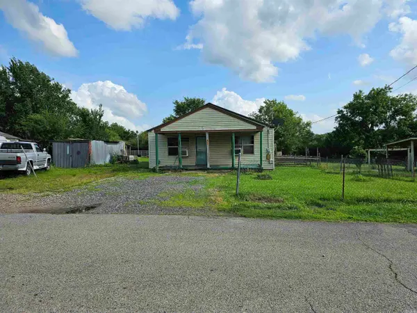 801 Deridder Avenue, Mena, AR 71953