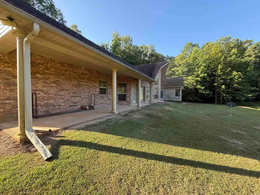 398 Barton Bethel Road, Nashville, AR 71852 - Image #2