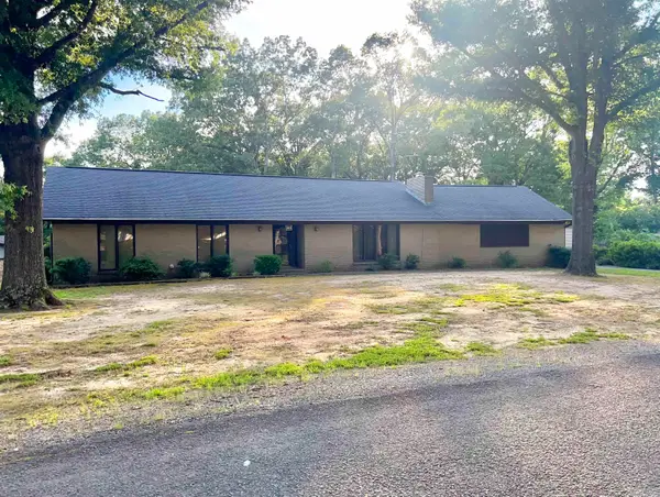 101 Fairway Drive, Bald Knob, AR 72010