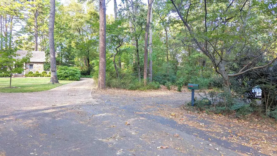 10307 Cantrell Road, Little Rock, AR 72227 - Image #2