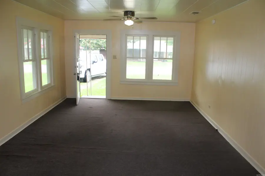 510 S Edgewood Street, Hope, AR 71801 - Image #3