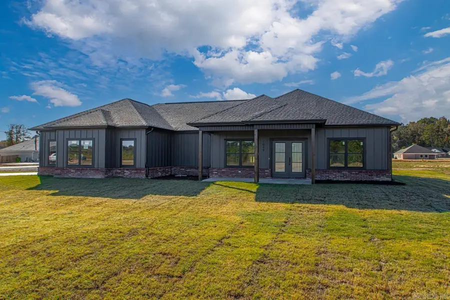 1049 Duke Drive, Bauxite, AR 72011 - Image #2