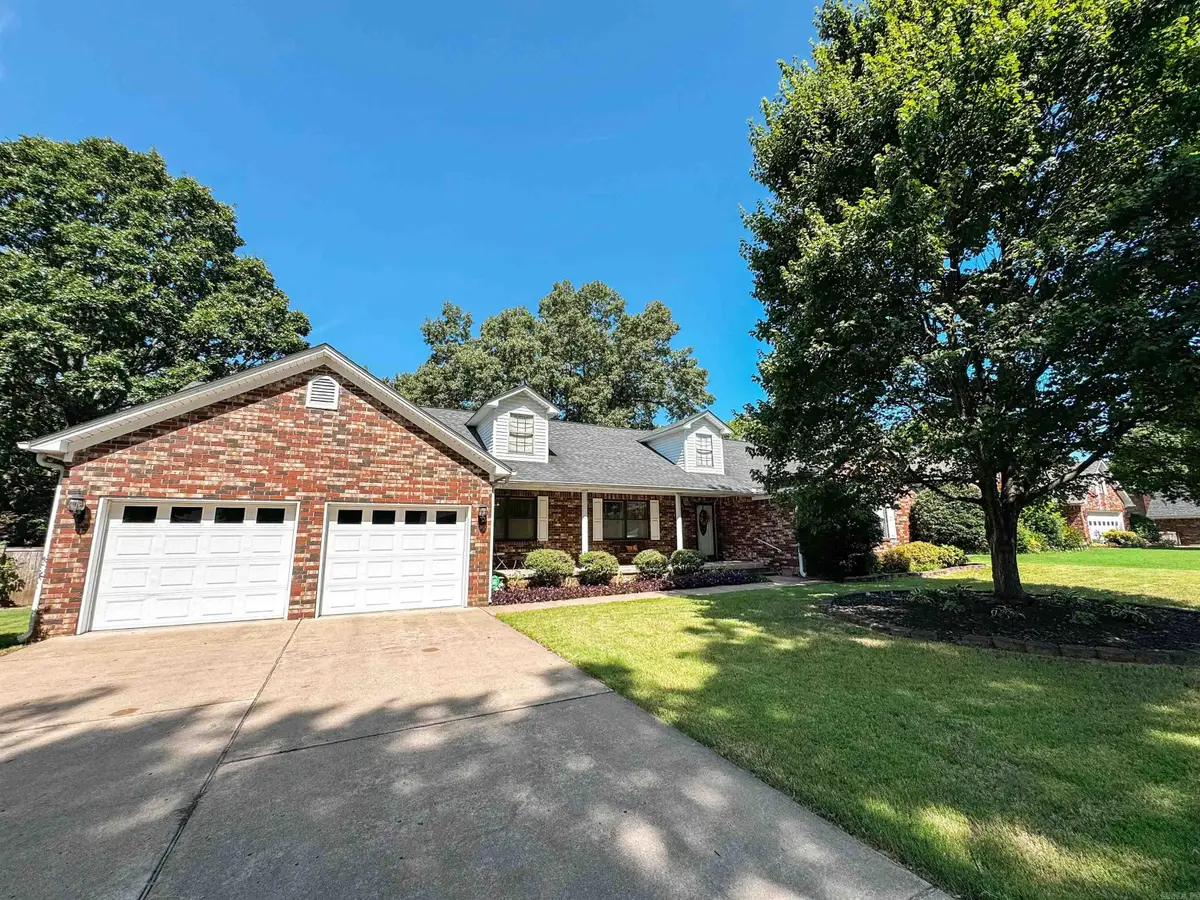 305 Live Oak, Searcy, AR 72143 - Image #1