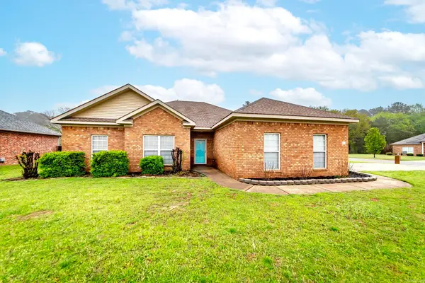 10 Blueberry Lane, Cabot, AR 72023