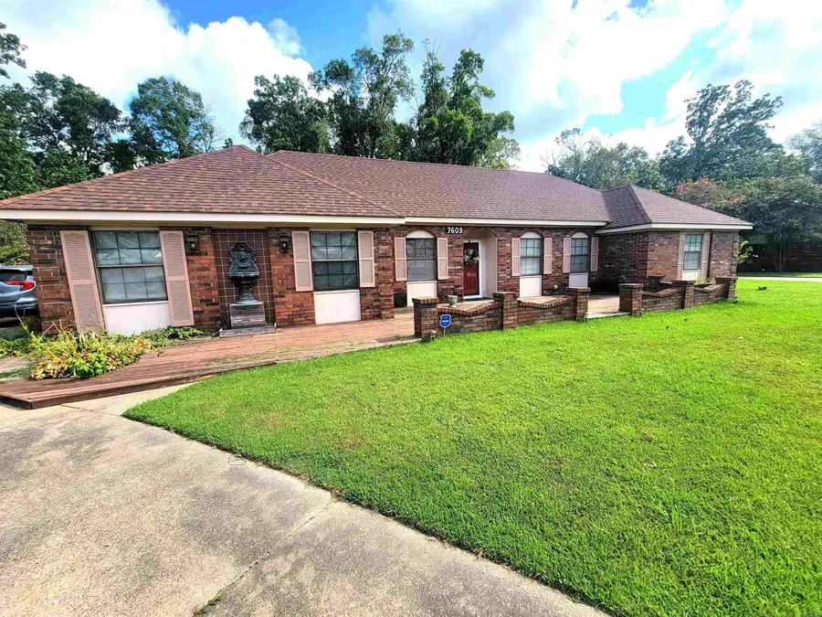 7609 N Pinewood, Pine Bluff, AR 71603 - Image #2