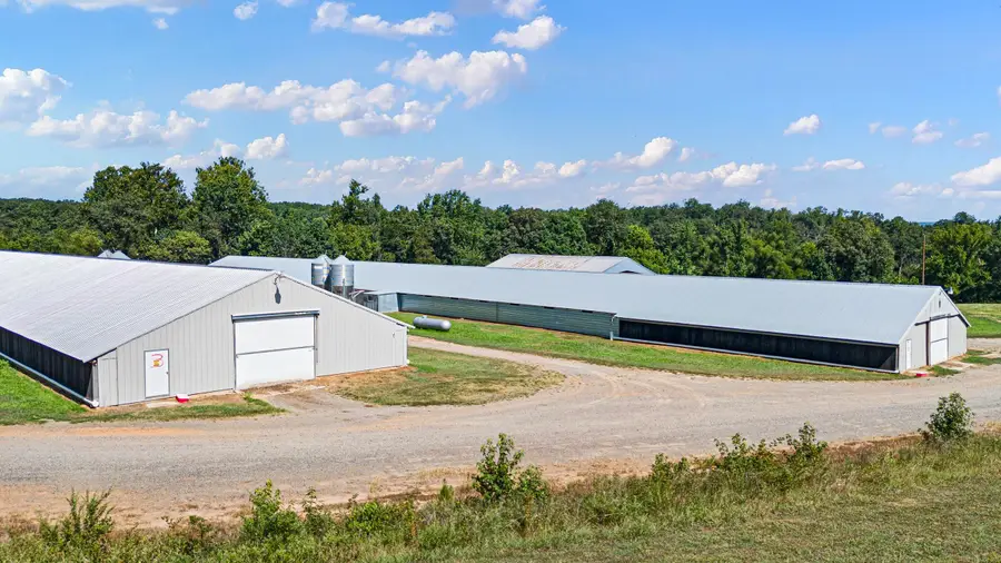 799 Barrens Community Rd, Clinton, AR 72031 - Image #2