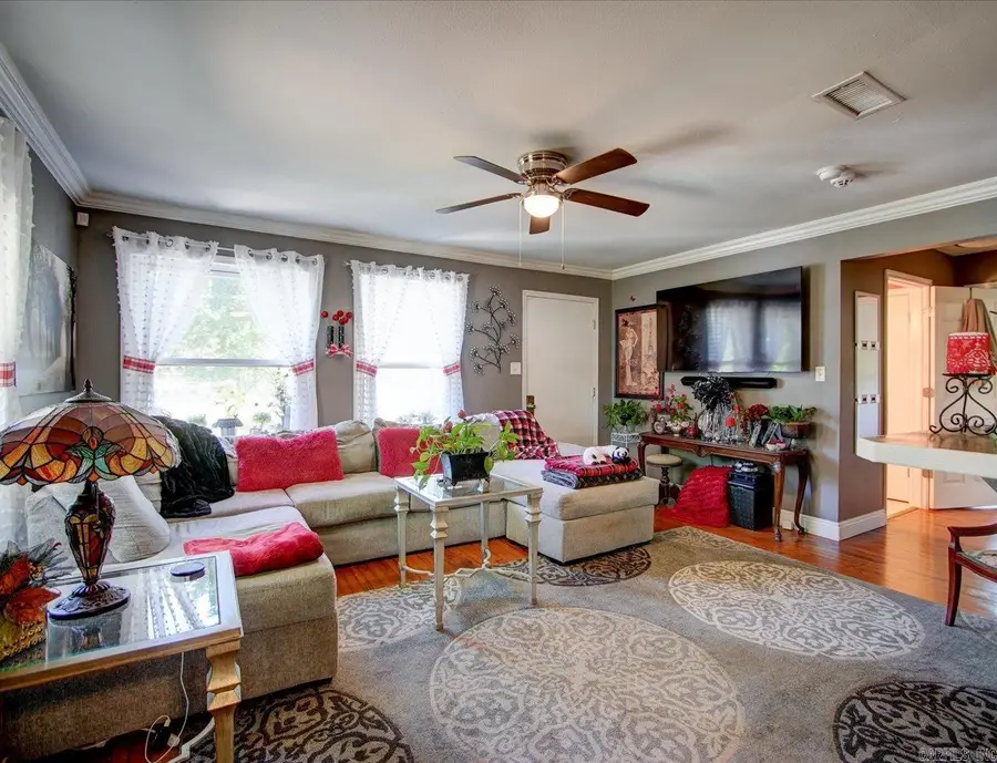 301 Dexter Street, Hot Springs, AR 71913 - #3