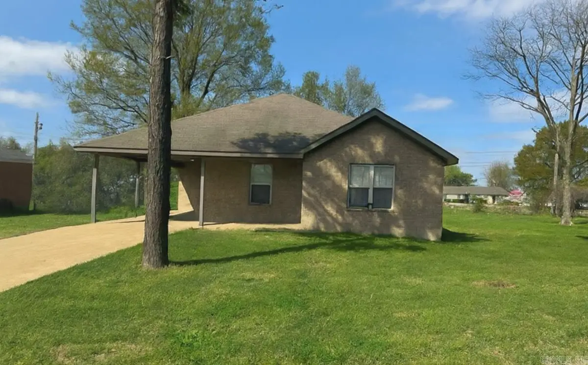 813 Mildred, Trumann, AR 72472 - Image #1