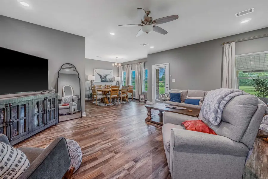 58 Edward Way, Greenbrier, AR 72058 - Image #3