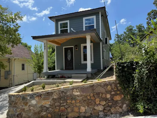 107 Liberty Street, Hot Springs, AR 71913