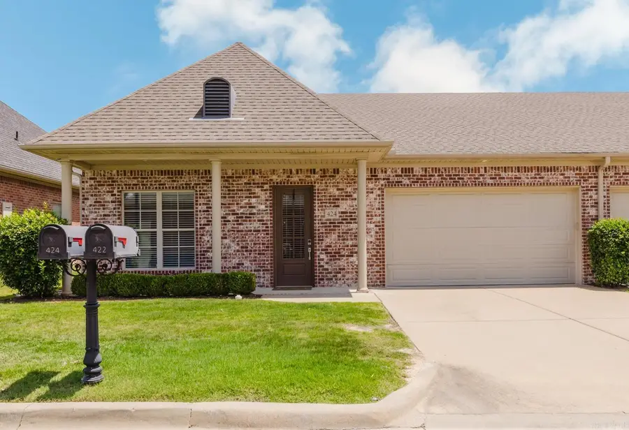 424 Valley Ranch Cir, Little Rock, AR 72223 - Image #2