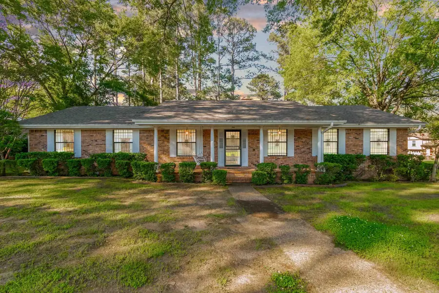 1 Foxboro Cv, Jacksonville, AR 72076 - Image #2