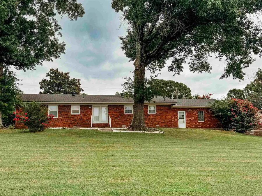 1290 W North Street, Piggott, AR 72454 - Image #2