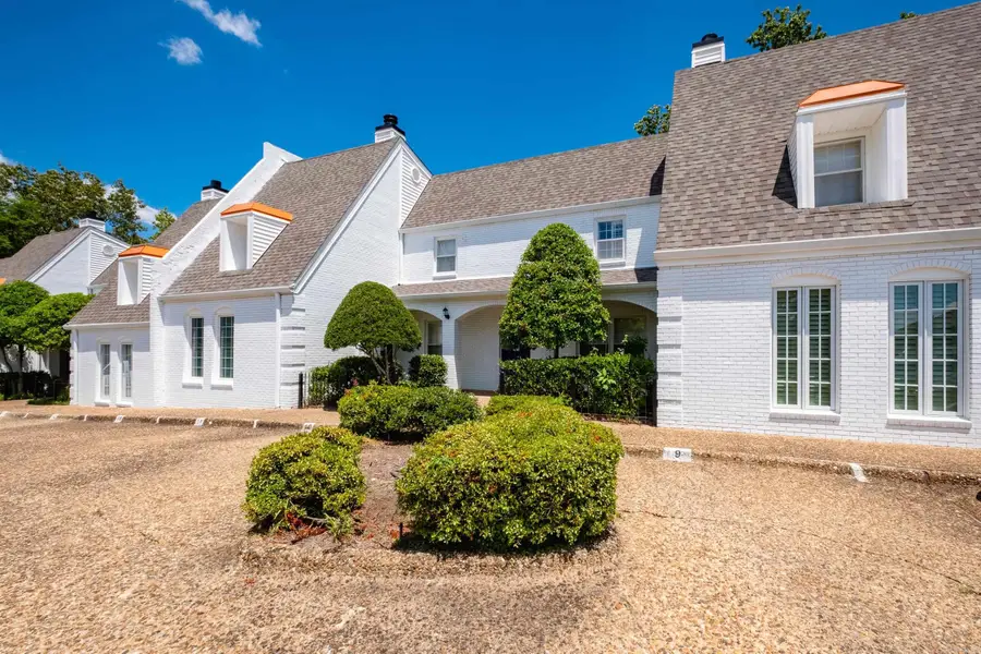 2801 Foxcroft #11 #11, Little Rock, AR 72227 - Image #2