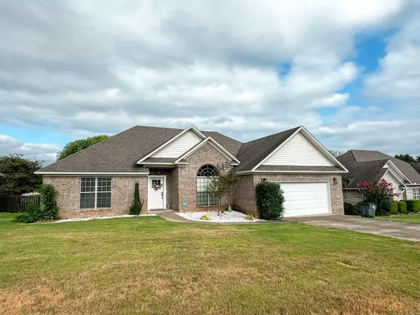 1404 Lauren Drive, Searcy, AR 72143