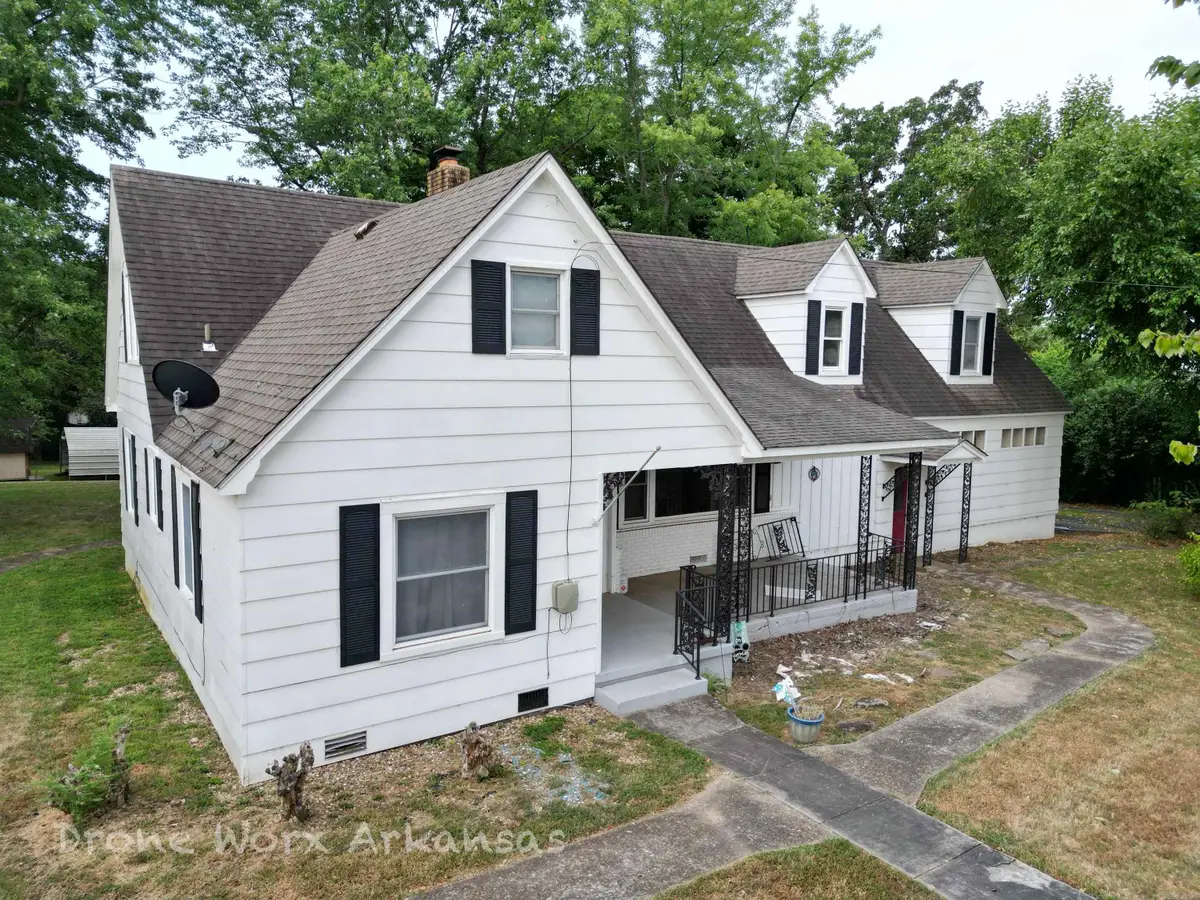 303 Campus Street, Marshall, AR 72650 - Image #1