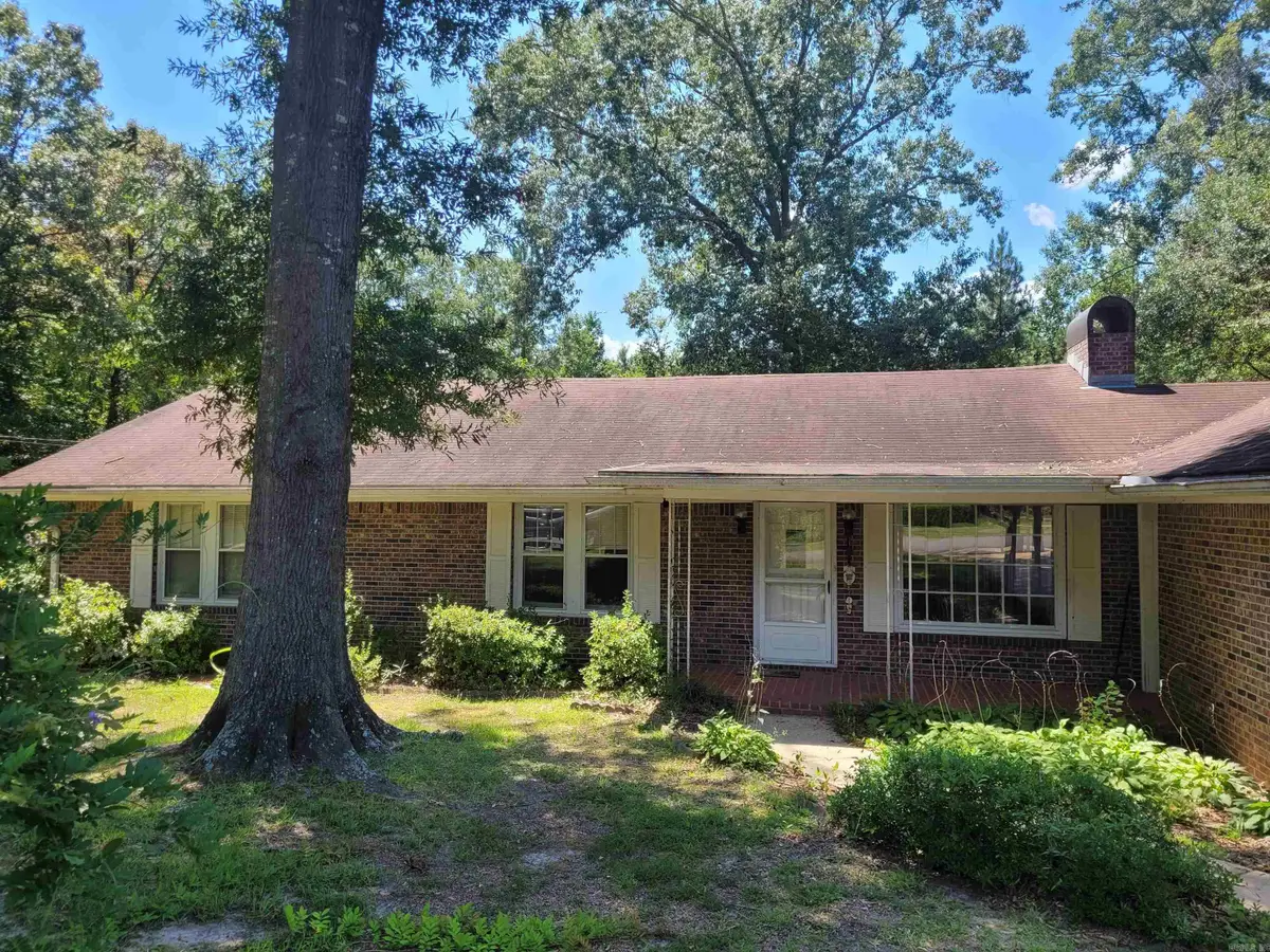 192 Country Square Road, El Dorado, AR 71730 - Image #1