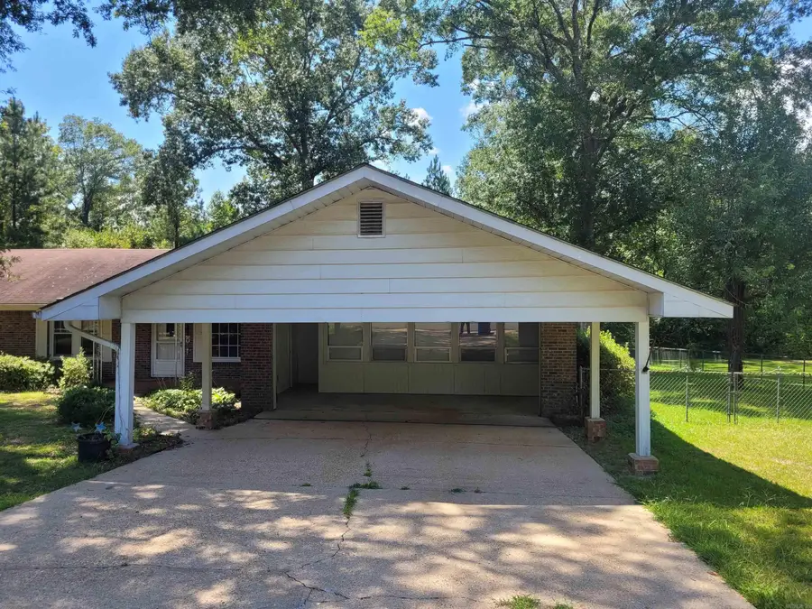 192 Country Square Road, El Dorado, AR 71730 - Image #2