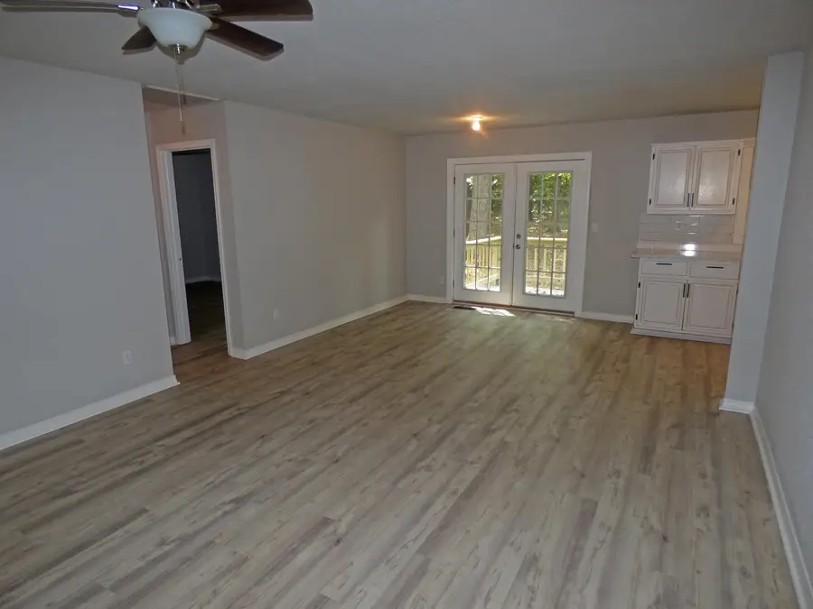 22 S Wichita Circle, Cherokee Village, AR 72529 - Image #3