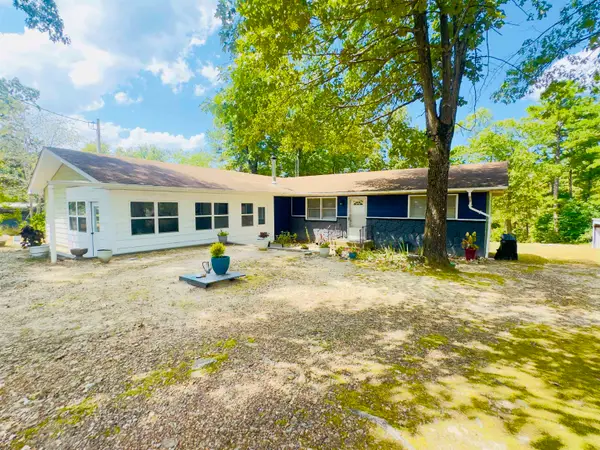 3648 Jordan Road, Norfork, AR 72658