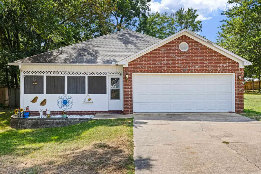 304 S Ola Street, Morrilton, AR 72110 - Image #2