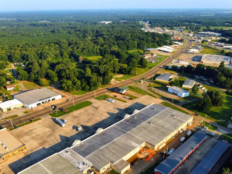 712 N Hervey Street, Hope, AR 71801 - Image #3