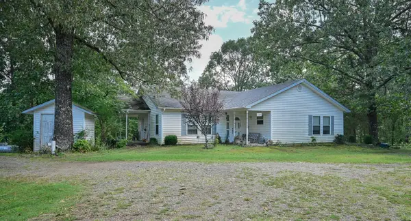 103 Pine Hollow Lane, Mena, AR 71953