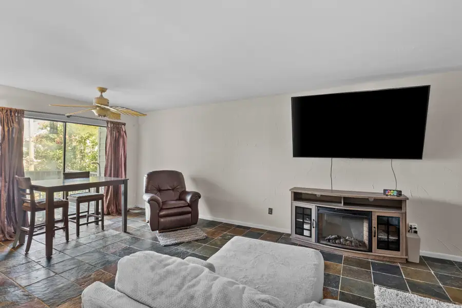 2001 Reservoir Road #22, Little Rock, AR 72227 - Image #3