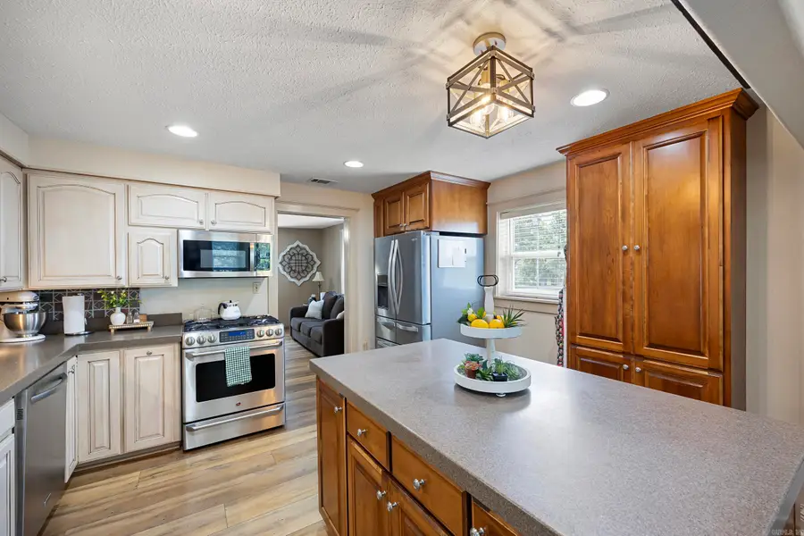 1207 E Rock Street, Morrilton, AR 72110 - Image #3