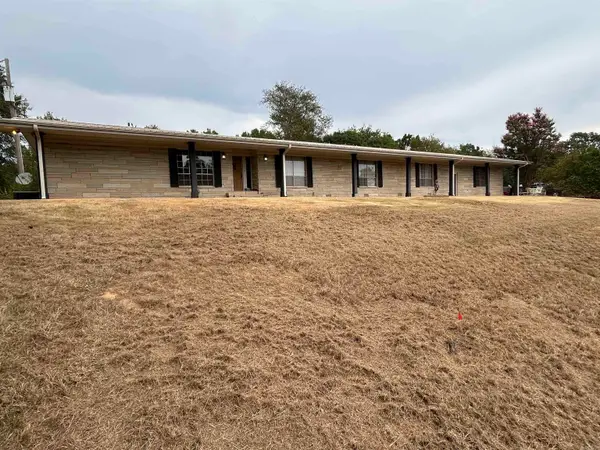 2369 Hwy 64, Morrilton, AR 72110