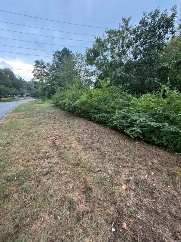 N Hughes St., Little Rock, AR 72205