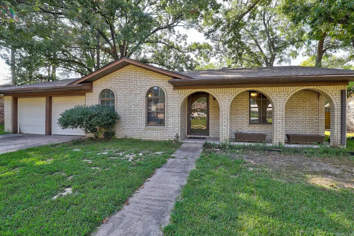 720 Diane Drive, Wake Village, TX 75501 - Image #1