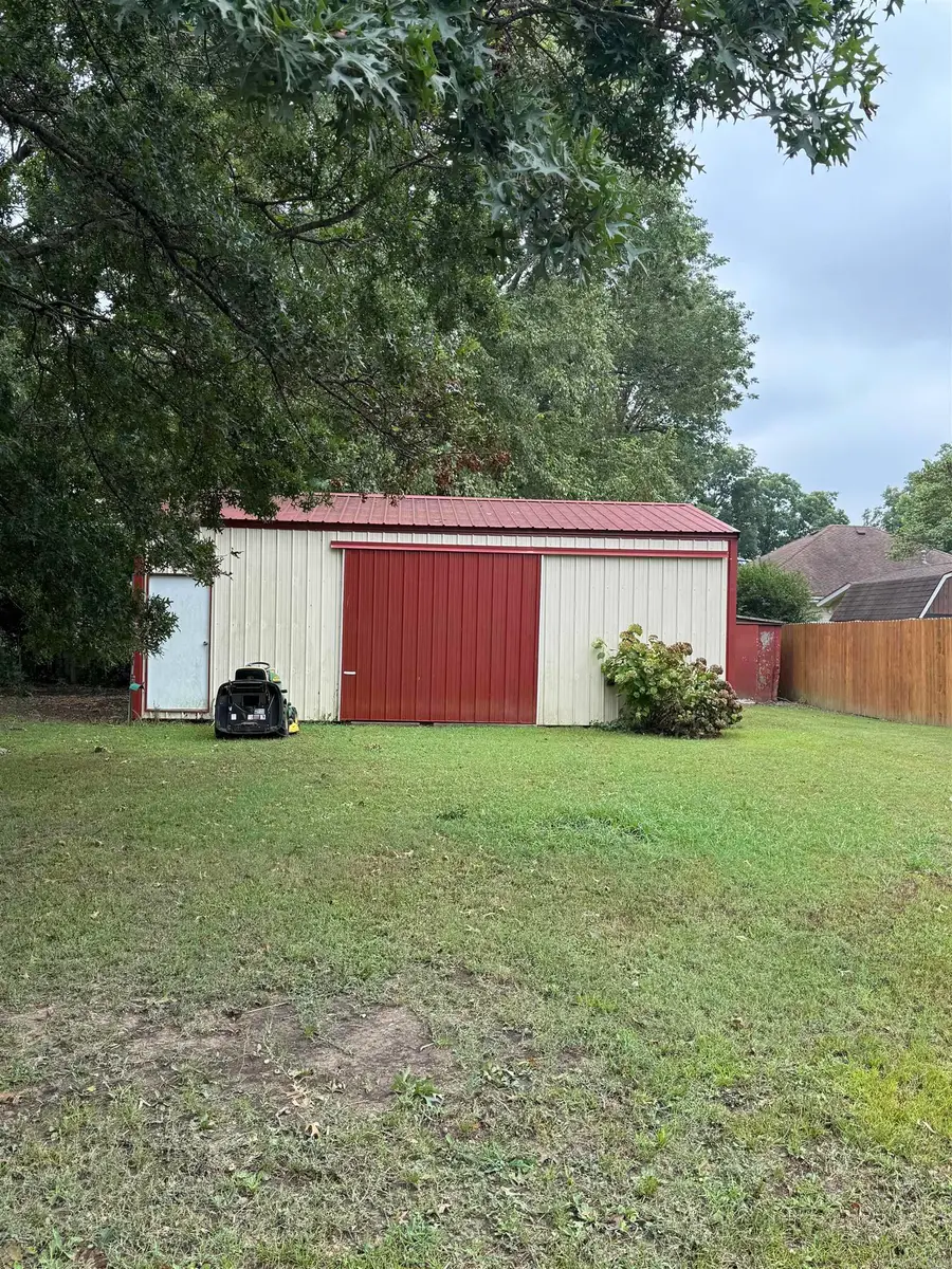 591 Valarie Ln, Piggott, AR 72454 - #3