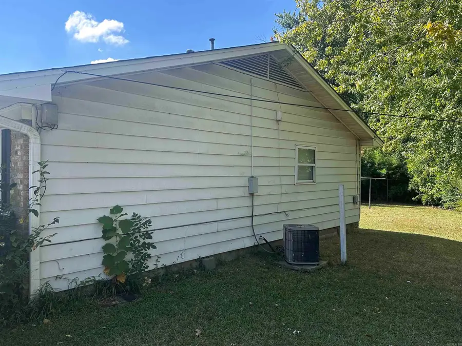 2103 Tyler Street, Conway, AR 72034 - Image #3