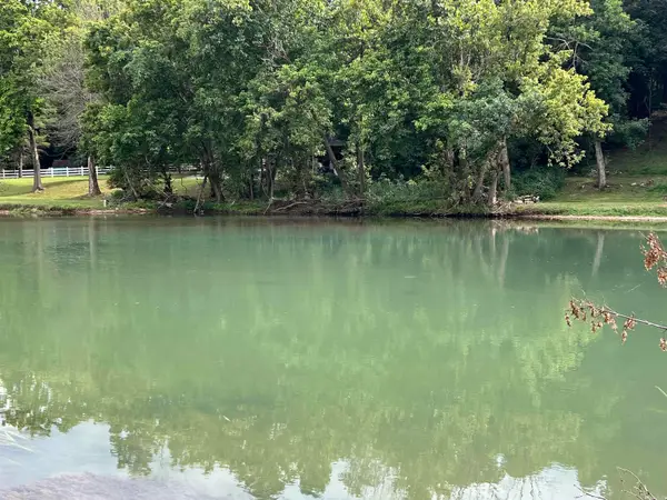 000 Riverbend Road, Mammoth Spring, AR 72554