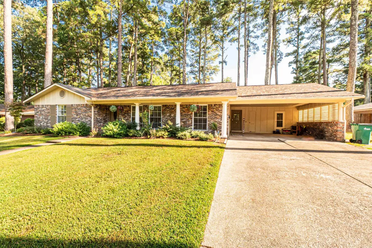 1225 Briarwood Dr, El Dorado, AR 71730 - Image #1