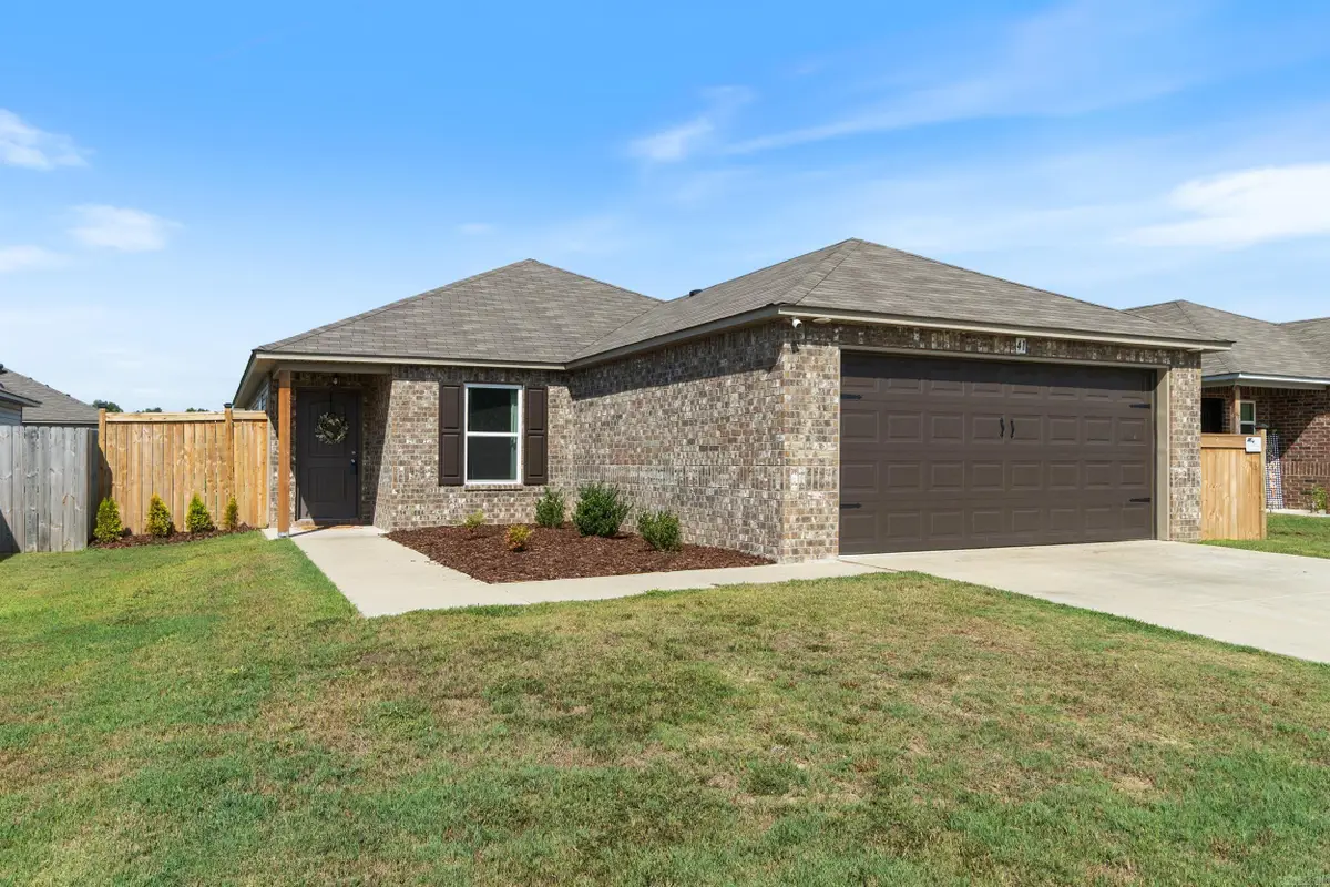 41 Oak Leaf Drive, Conway, AR 72032 - Image #1
