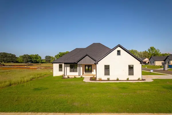 11 Brixton, Cabot, AR 72023