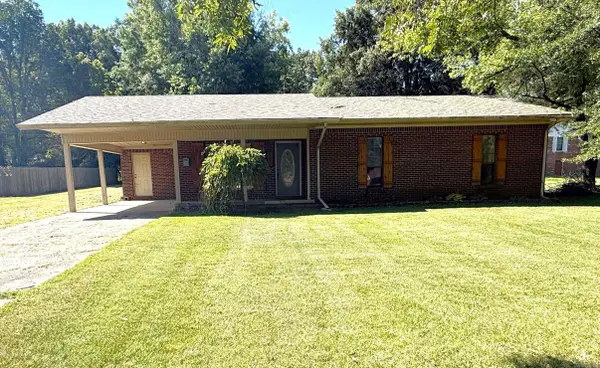 1120 Frisco Lane, Piggott, AR 72454