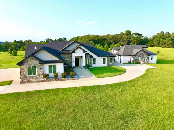 4907 Sunshine Rd, Pearcy, AR 71964