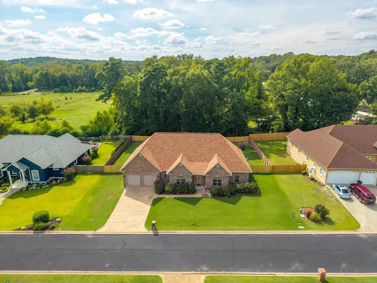 199 Chinook Drive, Hot Springs, AR 71913 - Image #1