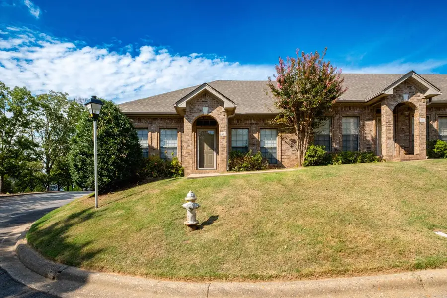 73 Reservoir Heights Drive, Little Rock, AR 72227 - Image #2